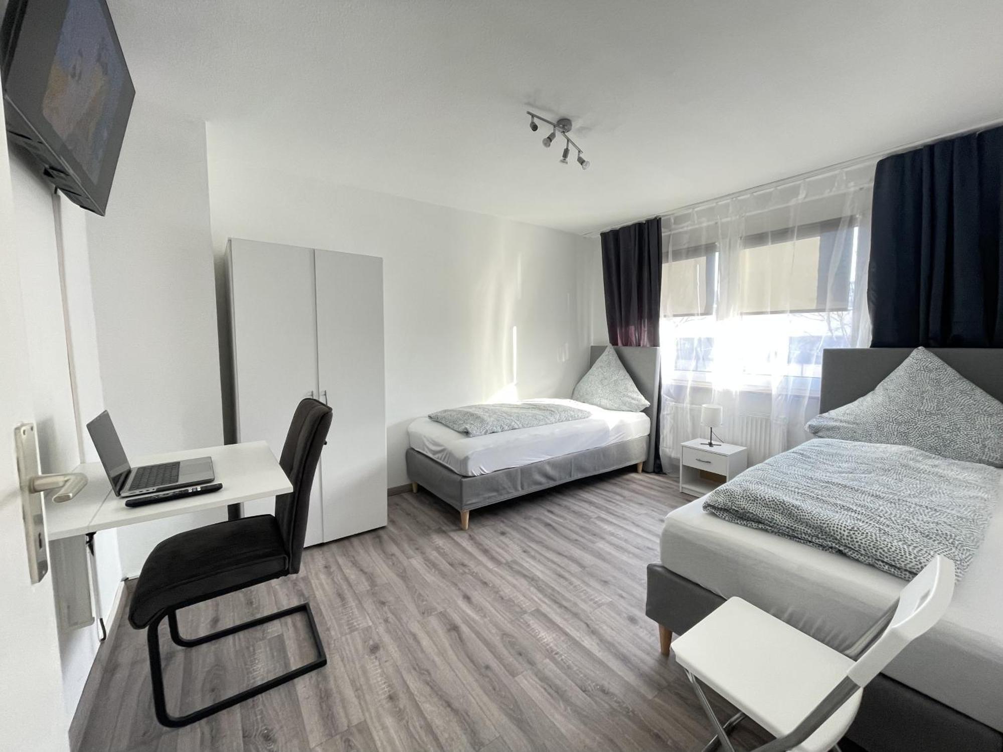 New High Speed Wifi - Elegantes 2 Schlafzimmer Apart Mit 3 Betten Pforzheim Exterior foto